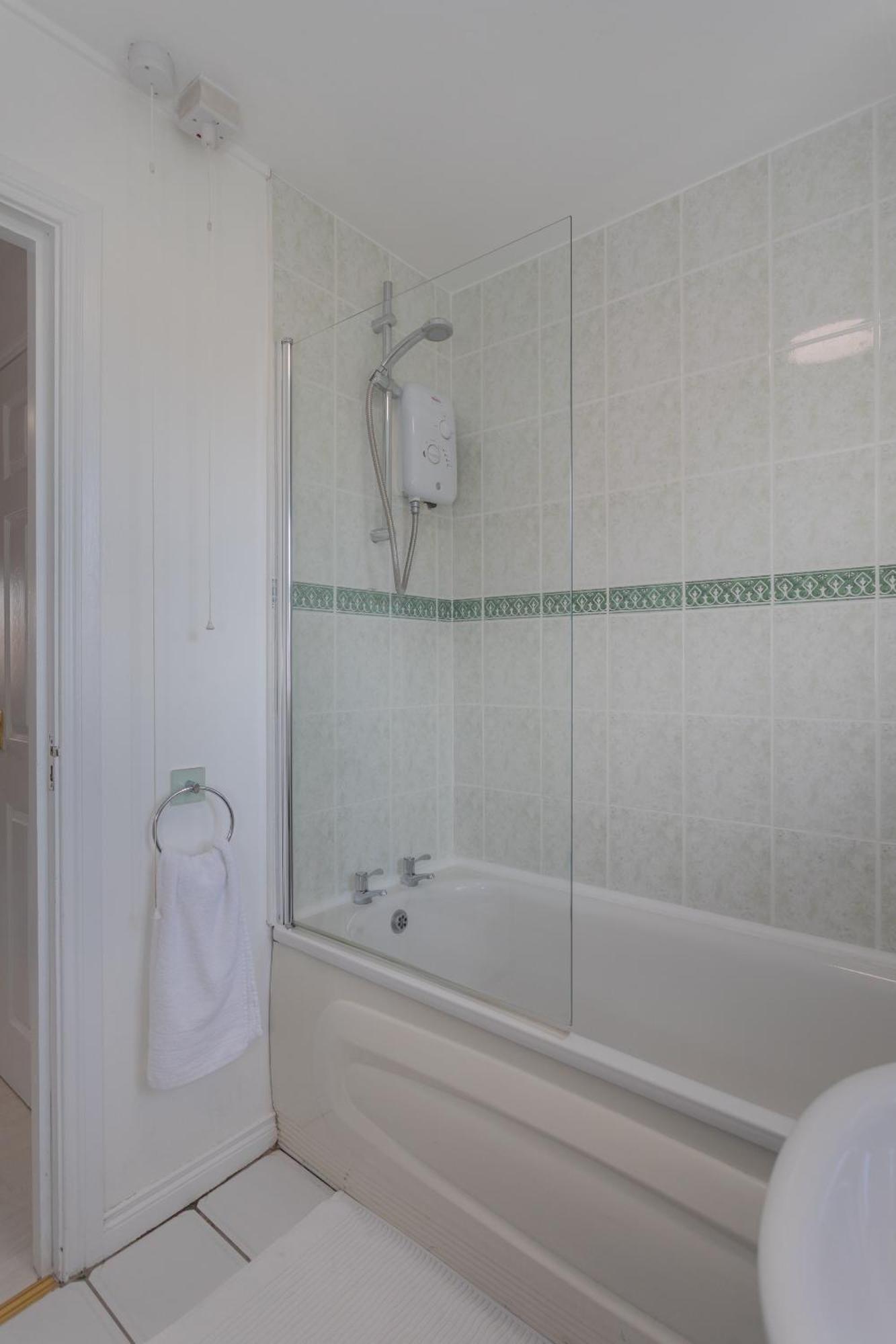 Ardenlee - Stylish 3 Bed Apt Close To City, Parking And Wifi Белфаст Экстерьер фото